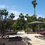 Oasis Royal 2 3 Piscinas-fibra Ptica * Коральео